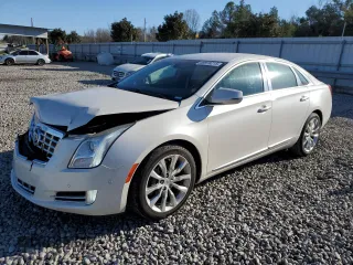 2015 Cadillac XTS Luxury z VIN 2G61M5S39F9156276, wystawiony jako Copart lot #49978215 z przebiegiem 76 953 mil mil oraz Szkoda całkowita • Salvage title. Historia ofert i sprzedaży dostępna na DreamBid. Obrazek 1.