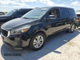 2017 Kia Sedona LX with VIN KNDMB5C13H6224112, listed as a Copart auction lot 70566624 with 101,794 mi miles and Clean Title. Bid and sale history available at carsss.com. Image 1.
