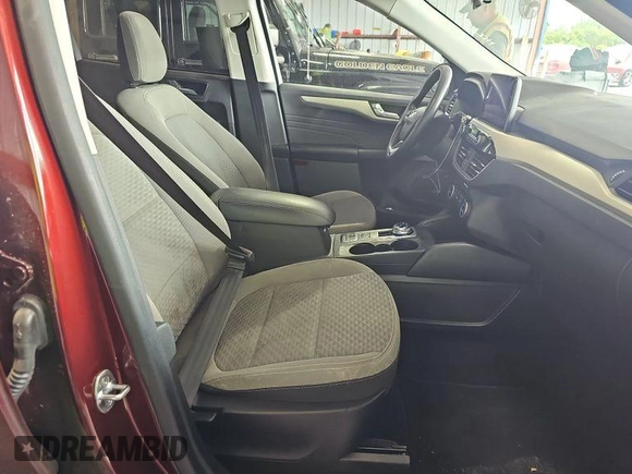 2021 Ford Escape SE with VIN 1FMCU9G64MUB24900, listed as a IAAI auction lot 42730688 with 89,597 mi miles and . Bid and sale history available at DreamBid. Image 4.