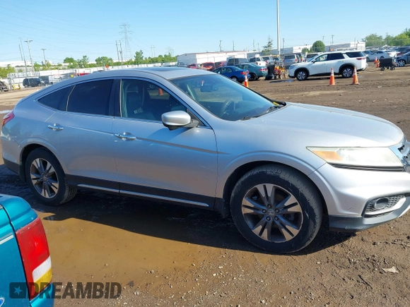 2013 Honda Crosstour EX-L z VIN 5J6TF2H56DL002499, wystawiony jako IAAI lot #42349382 z przebiegiem 174 542 mil mil oraz . Historia ofert i sprzedaży dostępna na DreamBid. Obrazek 13.