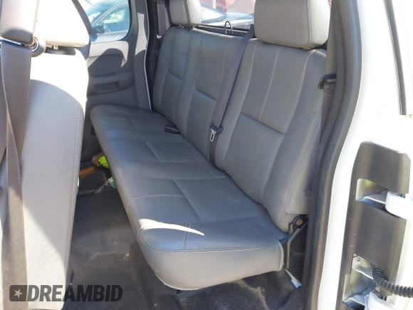2007 Chevrolet Silverado 1500 LT w/1LT with VIN 1GCEC190X7Z542136, listed as a IAAI auction lot 41630099 with 143,230 mi miles. Bid and sale history available at carsss.com. Image 8.