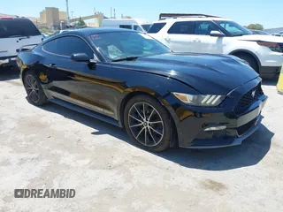 2015 Ford Mustang EcoBoost z VIN 1FA6P8TH6F5382719, wystawiony jako IAAI lot #42316250 z przebiegiem 119 412 mil mil oraz . Historia ofert i sprzedaży dostępna na DreamBid. Obrazek 1.
