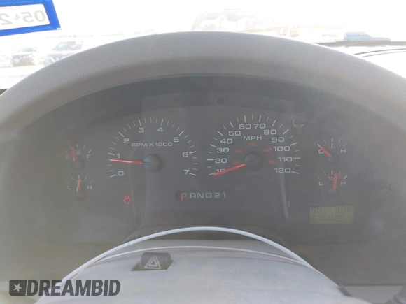 2004 Ford F-150 XLT with VIN 1FTPW12564KC50039, listed as a IAAI auction lot 42011854 with 276,885 mi miles and . Bid and sale history available at DreamBid. Image 7.