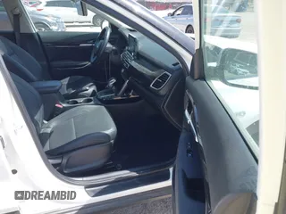 2021 Kia Seltos EX z VIN KNDERCAA4M7165986, wystawiony jako IAAI lot #41815940 z przebiegiem 61 615 mil mil oraz . Historia ofert i sprzedaży dostępna na DreamBid. Obrazek 5.