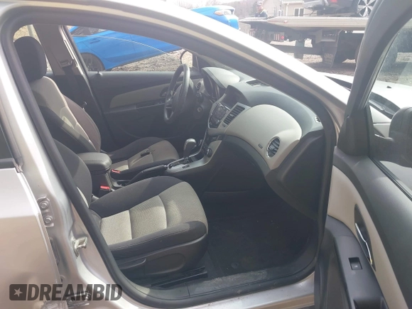 2014 Chevrolet Cruze LS with VIN 1G1PA5SH3E7178262, listed as a IAAI auction lot 42001205 with 159,174 mi miles and . Bid and sale history available at DreamBid. Image 5.