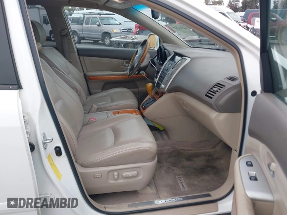 2006 Lexus RX 330 with VIN 2T2GA31U66C047526, listed as a IAAI auction lot 42061569 with 183,976 mi miles. Bid and sale history available at carsss.com. Image 5.