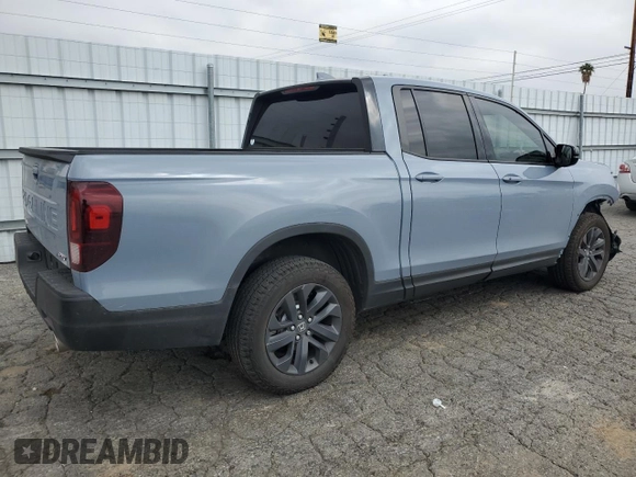 2025 Honda Ridgeline Sport z VIN 5FPYK3F12SB012144, wystawiony jako Copart lot #51018195 z przebiegiem 4 871 mil mil oraz Szkoda całkowita • Salvage title. Historia ofert i sprzedaży dostępna na DreamBid. Obrazek 3.