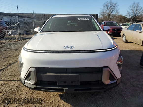 2024 Hyundai Kona SEL with VIN KM8HBCAB2RU058921, listed as a Copart auction lot 45890515 with 17,618 mi miles and Salvage Title. Bid and sale history available at carsss.com. Image 5.