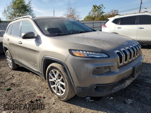 2016 Jeep Grand Cherokee with VIN 1C4PJCLS6GW281609, listed as a Copart auction lot 84149004 with 123,806 mi miles and Clean title. Bid and sale history available at DreamBid. Image 4.