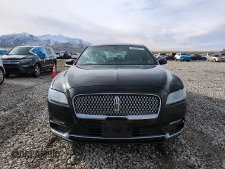 2017 Lincoln Continental Select with VIN 1LN6L9SK3H5607749, listed as a Copart auction lot 80986414 with 88,814 mi miles and Salvage Title. Bid and sale history available at carsss.com. Image 5.
