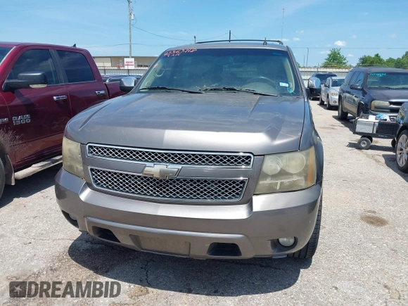 2011 Chevrolet Tahoe LS with VIN 1GNSCAE00BR343816, listed as a IAAI auction lot 42363718 with 253,212 mi miles and . Bid and sale history available at DreamBid. Image 12.