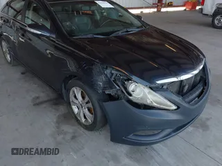2011 Hyundai Sonata SE with VIN 5NPEC4AC1BH097549, listed as a IAAI auction lot 42028954 with 274,519 mi miles. Bid and sale history available at carsss.com. Image 6.