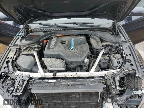2020 BMW 5 Series z VIN WBAJB1C04LCD27469, wystawiony jako Copart lot #85962264 z przebiegiem 112 807 mil mil oraz Czysty tytuł • Clean title. Historia ofert i sprzedaży dostępna na DreamBid. Obrazek 11.