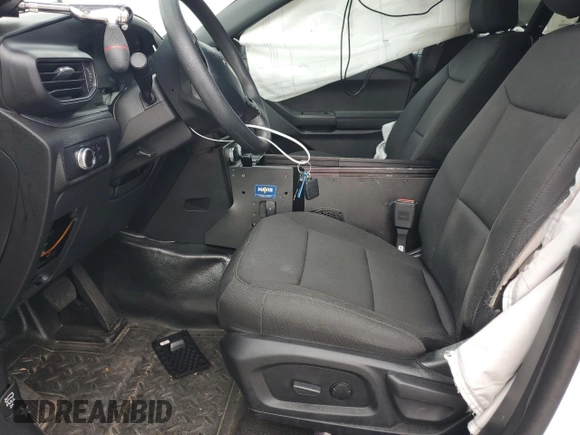 2023 Ford Police Interceptor Utility z VIN 1FM5K8AB9PGA62413, wystawiony jako Copart lot #51018865 z przebiegiem Nie podano mil oraz Szkoda całkowita • Salvage title. Historia ofert i sprzedaży dostępna na DreamBid. Obrazek 7.