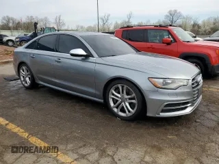 2013 Audi S6 Prestige z VIN WAUF2AFC8DN109016, wystawiony jako Copart lot #53958935 z przebiegiem 70 742 mil mil oraz Tytuł czysty. Historia ofert i sprzedaży dostępna na DreamBid. Obrazek 4.