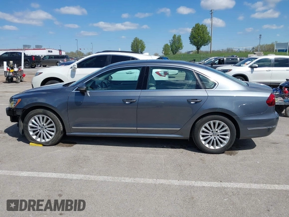 2017 Volkswagen Passat SE with VIN 1VWBT7A3XHC015940, listed as a IAAI auction lot 42027997 with 28,442 mi miles and . Bid and sale history available at DreamBid. Image 15.