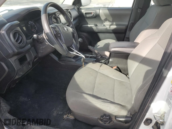 2016 Toyota Tacoma SR z VIN 5TFSX5EN9GX044179, wystawiony jako Copart lot #45504835 z przebiegiem 101 000 mil mil oraz Szkoda całkowita • Salvage title. Historia ofert i sprzedaży dostępna na DreamBid. Obrazek 7.