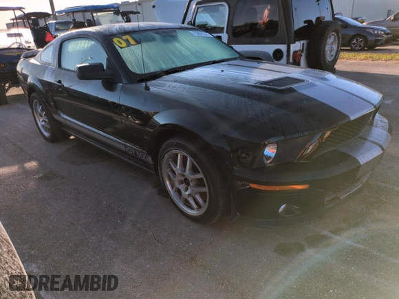 2007 Ford Mustang Shelby GT500 z VIN 1ZVHT88S975325819, wystawiony jako Copart lot #75202244 z przebiegiem Nie podano mil oraz Szkoda całkowita • Salvage title. Historia ofert i sprzedaży dostępna na DreamBid. Obrazek 4.
