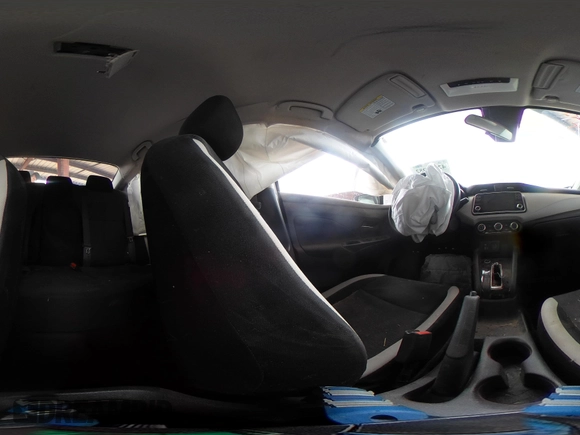 2021 Nissan Versa SV z VIN 3N1CN8EV4ML862408, wystawiony jako IAAI lot #42233052 z przebiegiem 80 435 mil mil oraz . Historia ofert i sprzedaży dostępna na DreamBid. Obrazek 19.