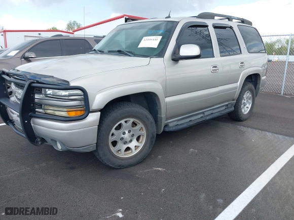 2005 Chevrolet Tahoe LT with VIN 1GNEK13TX5R179282, listed as a IAAI auction lot 42006441 with 245,118 mi miles. Bid and sale history available at carsss.com. Image 2.