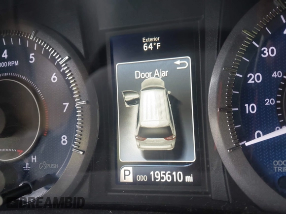 2015 Toyota Sienna XLE with VIN 5TDYK3DC8FS639221, listed as a IAAI auction lot 41891188 with 195,610 mi miles. Bid and sale history available at carsss.com. Image 15.