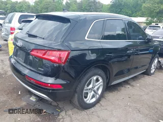 2019 Audi Q5 Premium with VIN WA1ANAFY1K2037570, listed as a IAAI auction lot 42126417 with 110,157 mi miles and . Bid and sale history available at DreamBid. Image 4.