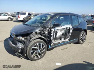 2017 BMW i3 with VIN WBY1Z6C32HV950134, listed as a Copart auction lot 87702525 with 59,925 mi miles and Salvage Title. Bid and sale history available at carsss.com. Image 1.
