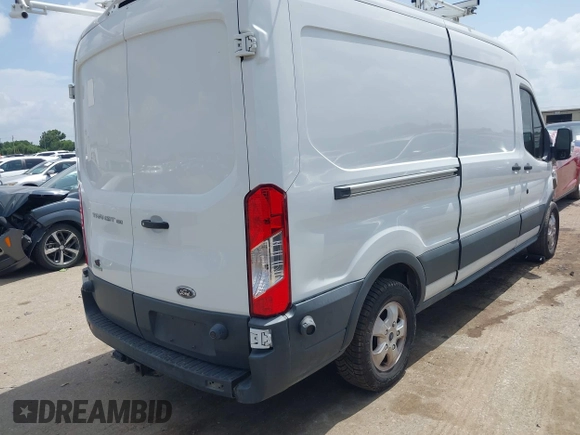 2018 Ford Transit with VIN 1FTYE2CG1JKA25990, listed as a IAAI auction lot 42713246 with Not provided miles and . Bid and sale history available at DreamBid. Image 4.