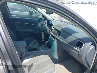 2010 Lincoln MKZ with VIN 3LNHL2GC7AR640550, listed as a IAAI auction lot 42431180 with 73,266 mi miles and . Bid and sale history available at DreamBid. Image 5.