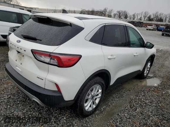2022 Ford Escape SE with VIN 1FMCU9G69NUA61150, listed as a Copart auction lot 48352555 with 161,397 mi miles and Clean Title. Bid and sale history available at carsss.com. Image 3.
