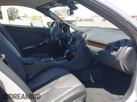 2006 Mercedes-Benz SLK-Class 3.5L with VIN WDBWK56F66F100007, listed as a IAAI auction lot 42108912 with 115,920 mi miles. Bid and sale history available at carsss.com. Image 5.