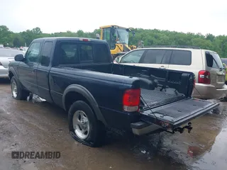 2000 Ford Ranger XLT with VIN 1FTZR15X2YTA80288, listed as a IAAI auction lot 42088424 with 271,049 mi miles. Bid and sale history available at carsss.com. Image 3.