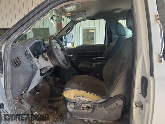 2011 Ford F-250 XL with VIN 1FT7X2B63BEC07690, listed as a IAAI auction lot 42827998 with 416,255 mi miles and . Bid and sale history available at DreamBid. Image 19.