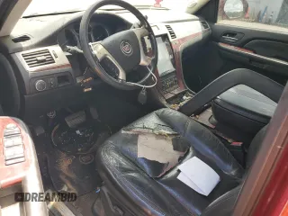 2007 Cadillac Escalade z VIN 1GYFK63887R241975, wystawiony jako Copart lot #58625885 z przebiegiem 211 192 mil mil oraz Tytuł czysty. Historia ofert i sprzedaży dostępna na DreamBid. Obrazek 8.