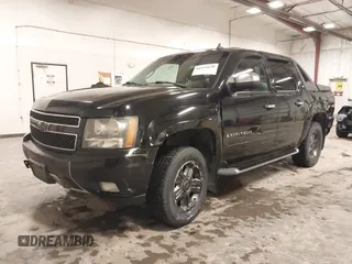 2008 Chevrolet Avalanche LS with VIN 3GNFK12378G169464, listed as a IAAI auction lot 41371639 with 246,490 mi miles and . Bid and sale history available at DreamBid. Image 23.