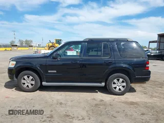 2008 Ford Explorer XLT with VIN 1FMEU73E78UA98826, listed as a IAAI auction lot 42018745 with 154,823 mi miles. Bid and sale history available at carsss.com. Image 14.