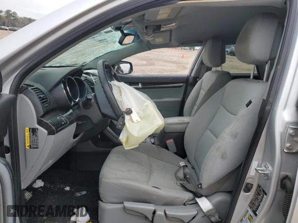 2013 Kia Sorento LX with VIN 5XYKT4A27DG422676, listed as a Copart auction lot 46057525 with 93,486 mi miles and Non Repairable. Bid and sale history available at carsss.com. Image 7.