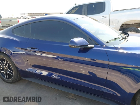 2020 Ford Mustang EcoBoost z VIN 1FA6P8TH7L5182508, wystawiony jako IAAI lot #42621368 z przebiegiem 75 597 mil mil oraz . Historia ofert i sprzedaży dostępna na DreamBid. Obrazek 13.