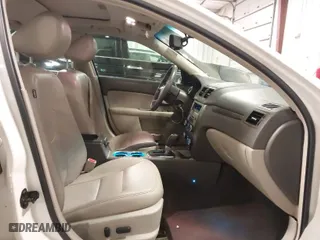 2011 Ford Fusion SEL with VIN 3FAHP0JA5BR273000, listed as a IAAI auction lot 41621394 with 153,578 mi miles. Bid and sale history available at carsss.com. Image 5.