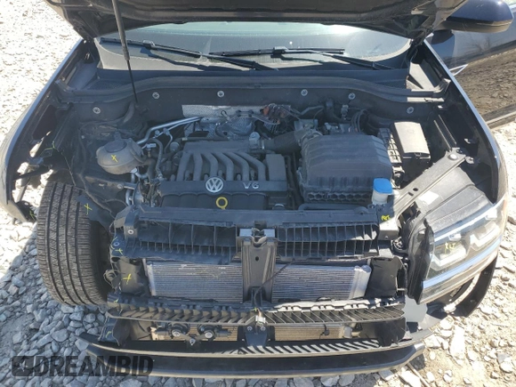 2019 Volkswagen Atlas SEL R-Line with VIN 1V2RR2CA2KC564925, listed as a Copart auction lot 56022725 with 111,822 mi miles and Salvage title. Bid and sale history available at DreamBid. Image 12.