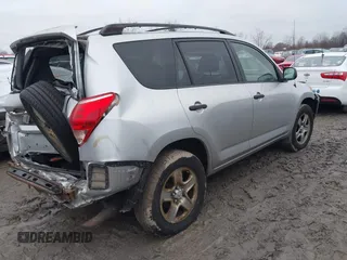 2008 Toyota RAV4 with VIN JTMBD33V985191308, listed as a IAAI auction lot 41197580 with 203,862 mi miles. Bid and sale history available at carsss.com. Image 4.