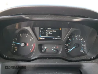 2018 Ford Transit Passenger XL with VIN 1FBVU4XG3JKA28907, listed as a Copart auction lot 69424444 with 61,411 mi miles and Salvage Title. Bid and sale history available at DreamBid. Image 9.
