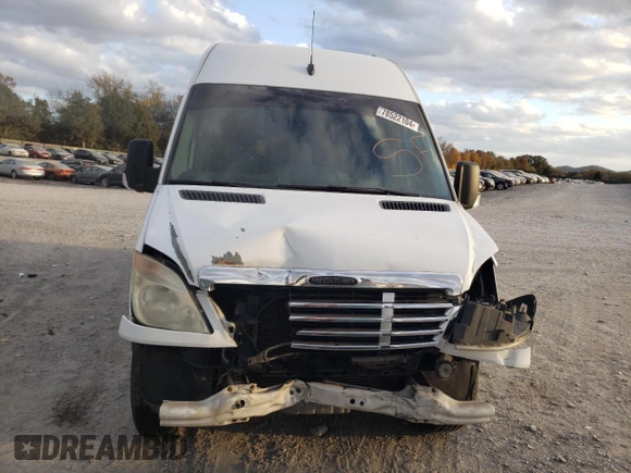 2008 Freightliner Sprinter with VIN WDYPE845985332140, listed as a Copart auction lot 78522104 with 298,467 mi miles and Non Repairable. Bid and sale history available at DreamBid. Image 5.