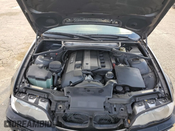2002 BMW 3 Series 330Ci with VIN WBABN53432JU39421, listed as a Copart auction lot 72188204 with 67,439 mi miles and Salvage Title. Bid and sale history available at DreamBid. Image 13.
