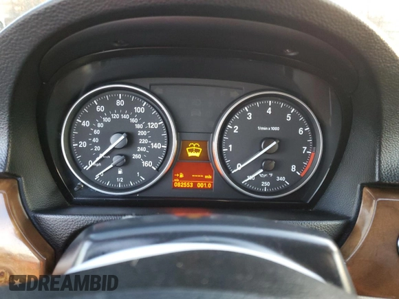 2008 BMW 3 Series 335i with VIN WBAWL73528PX51778, listed as a Copart auction lot 45417535 with 82,553 mi miles and Salvage Title. Bid and sale history available at carsss.com. Image 9.