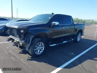 2019 Chevrolet Silverado 1500 LTZ with VIN 1GCPWEED7KZ137344, listed as a IAAI auction lot 42022949 with 55,947 mi miles. Bid and sale history available at carsss.com. Image 17.