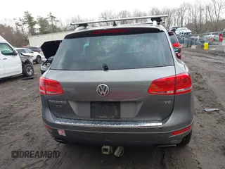 2013 Volkswagen Touareg Lux with VIN WVGEF9BP0DD005082, listed as a IAAI auction lot 41667026 with 140,148 mi miles and . Bid and sale history available at DreamBid. Image 17.