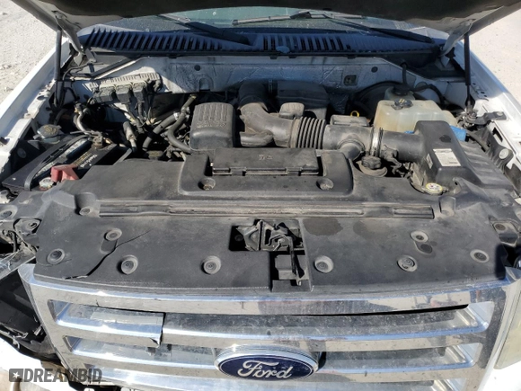 2013 Ford Expedition EL XLT with VIN 1FMJK1H51DEF20040, listed as a Copart auction lot 44466455 with 304,645 mi miles and Salvage Title. Bid and sale history available at carsss.com. Image 13.