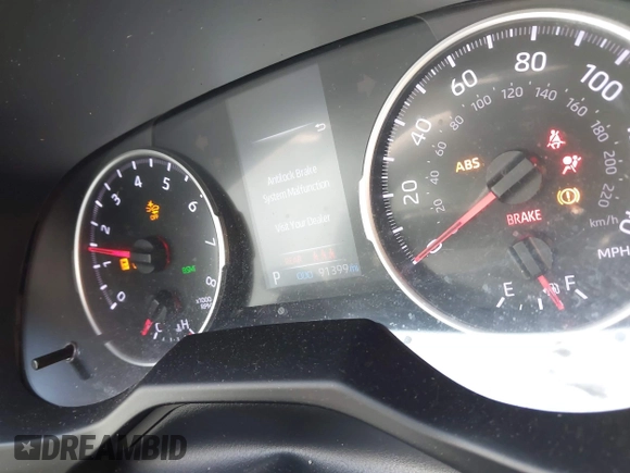 2020 Toyota RAV4 XLE with VIN 2T3W1RFV0LC081789, listed as a IAAI auction lot 42272557 with 91,399 mi miles and . Bid and sale history available at DreamBid. Image 15.