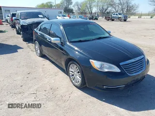 2012 Chrysler 200 Limited with VIN 1C3CCBCG6CN186566, listed as a IAAI auction lot 42085633 with 169,286 mi miles and . Bid and sale history available at DreamBid. Image 1.